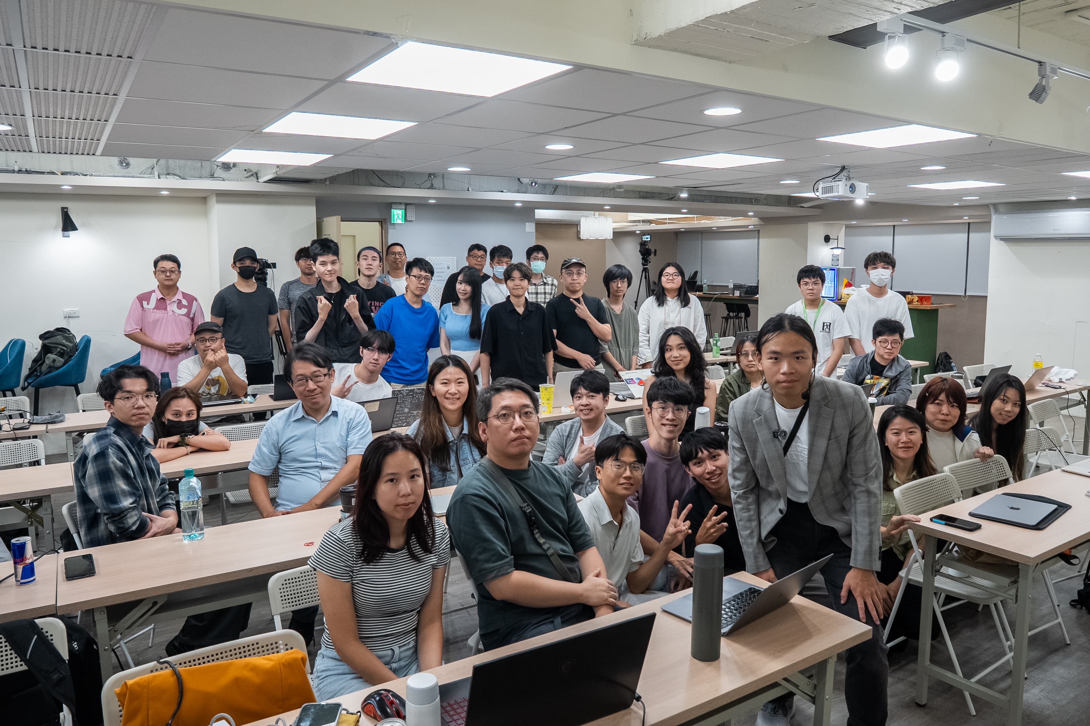 Vibe Coding 實體班學員大合照